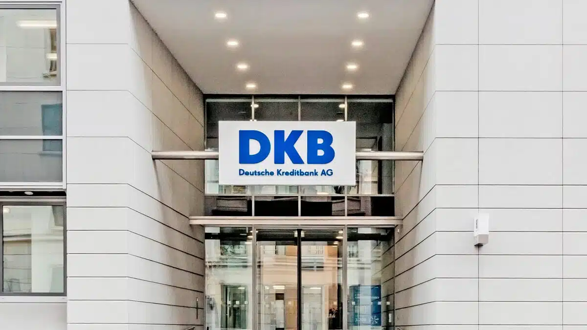 DKB Depot Broker Aktien ETF Test Bewertung Erfahrungen Vorteile.jpg